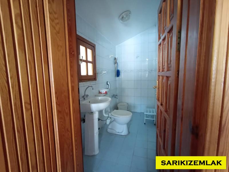 Edremit Güre Mah`da6+1  Villa. - 15
